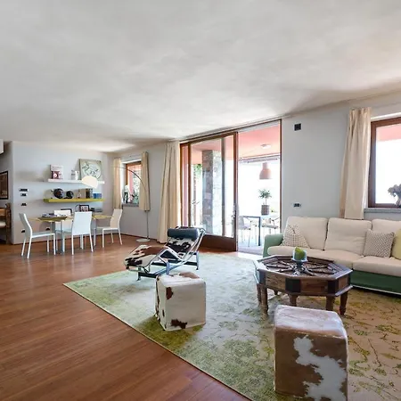 Paola's Appartement Belgirate